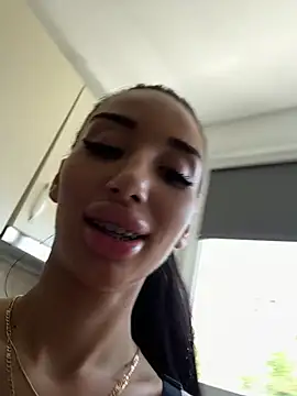 BlueEyes_BB Chat XXX live