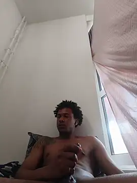 Show modela sirnelite6558 na web-kameri