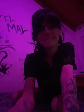 XXX chat uživo modela Cyberdark1312x