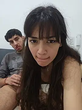 Chat +18 de LeoyNicky98 ao vivo