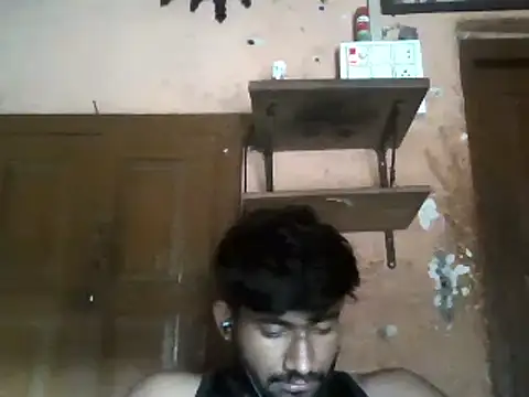 XXX chat uživo modela Lustynani