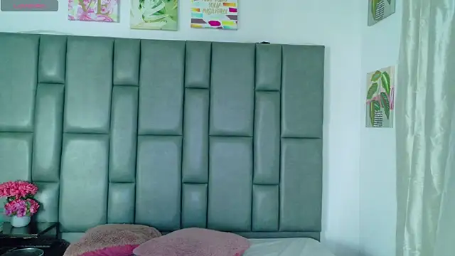 XXX chat uživo modela JaxMiller_04