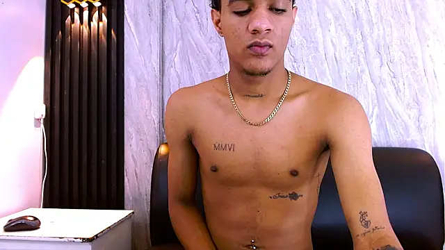 _Thiago12 élő XXX-chatje