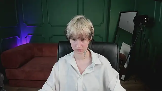 Chat XXX en directo de Senpai_Sins