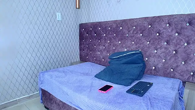 VALENTINA3x 现场XXX聊天
