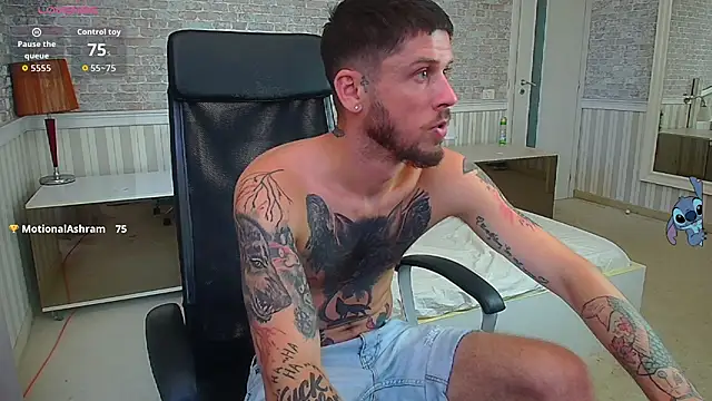 Živý XXX chat JonahShaw