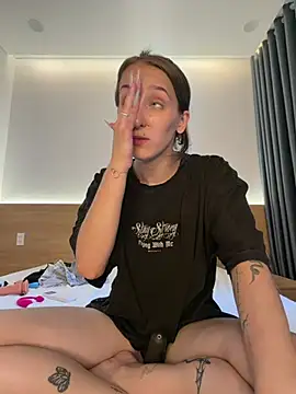 FlexibleDoll_ Adlı Modelin Canlı XXX Sohbeti