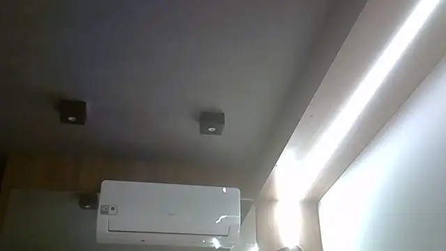 Show de SkinnyKitten na webcam