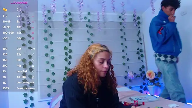 Sarabubbie live XXX chat