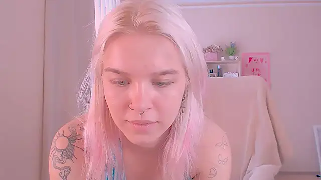 Hot_Blonda Adlı Modelin Canlı XXX Sohbeti