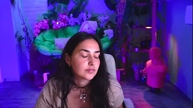צ'אט XXX בשידור חי של CeceliaJohnson