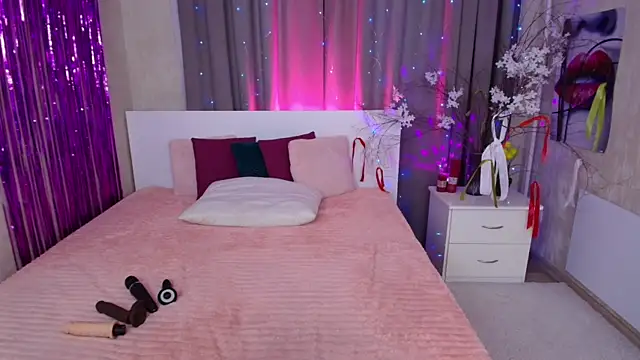 EvelinCuper_ Adlı Modelin Canlı XXX Sohbeti