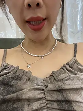 Zoe-520's Live XXX Chat