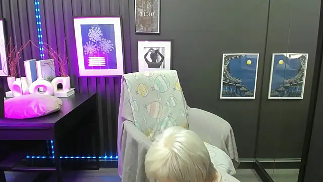 CarmenSoft's Live XXX Chat
