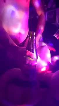 ZeldaSneakyLink live XXX chat