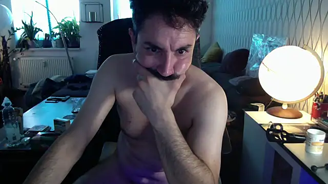 Онлайн чат XXX tomz0819