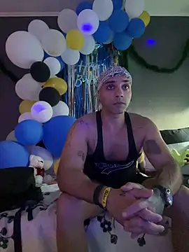 Mohdollmen Adlı Modelin Canlı XXX Sohbeti