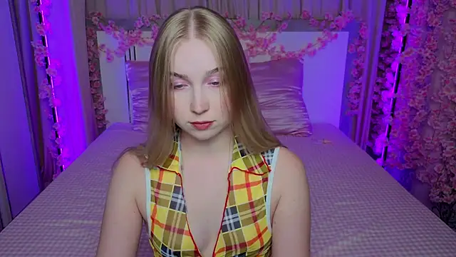 LilyStarlight: онлайн-секс-чат