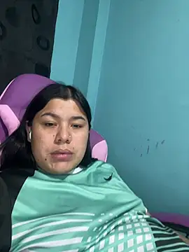 XXX chat uživo modela April_Becker