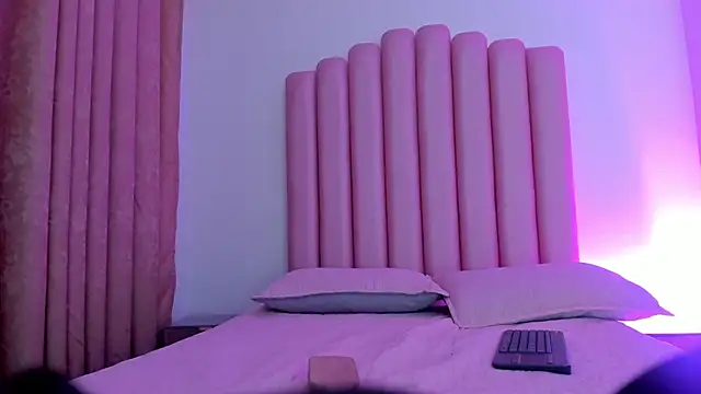 Lana_fox01 Chat XXX in diretta