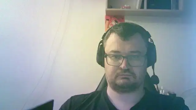 XXX chat uživo modela SirAbuser