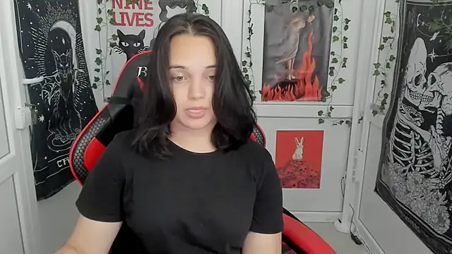 Caroline_cutte: онлайн-секс-чат