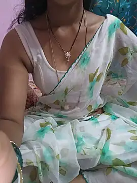 Show modela Me_hanshi_telugu na web-kameri