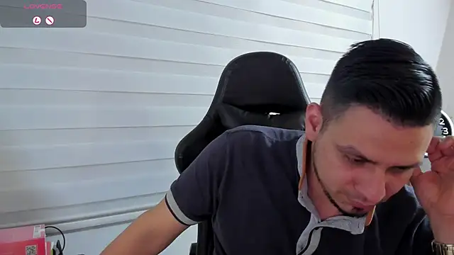 Rick_Adams 라이브 XXX 채팅