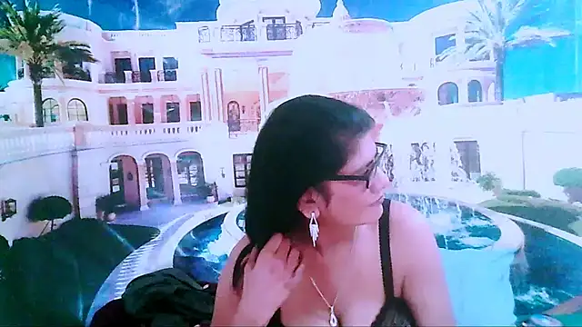 IndianAllure live XXX chat