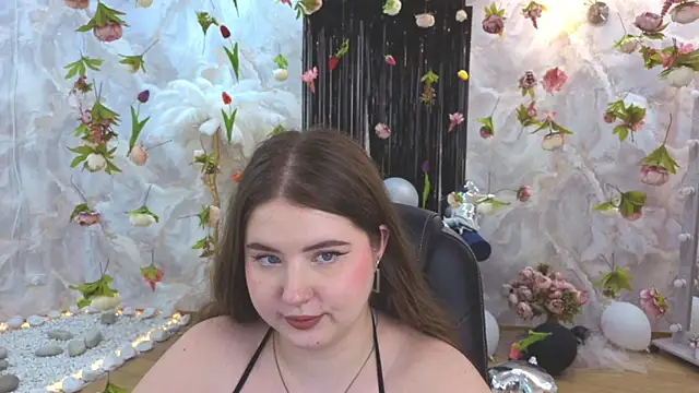 PixelGoddess Adlı Modelin Canlı XXX Sohbeti
