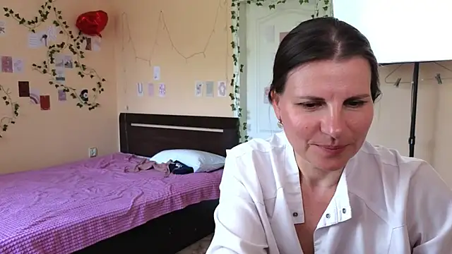 Онлайн чат XXX Mirabelle_Velvet