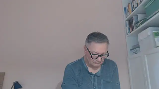 YOU6meのライブXXXチャット