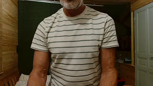 Dad-XL: διαδικτυακό σόου στην κάμερα