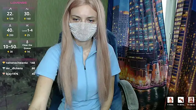 ShynessSophie Adlı Modelin Canlı XXX Sohbeti
