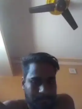 Rohanraj00001 élő XXX-chatje