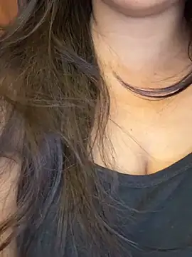 SURBHI__9's Live XXX Chat