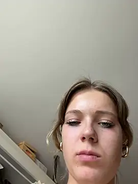 SophiaWestend's Live XXX Chat
