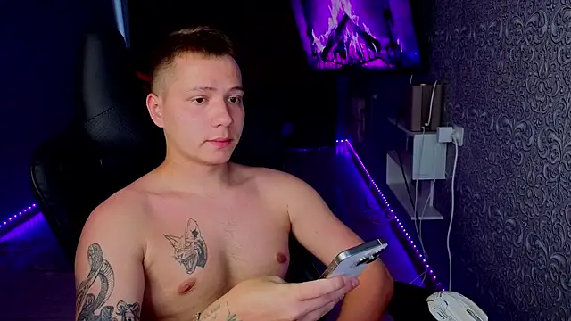 Karl_Night_ Live XXX-Chat