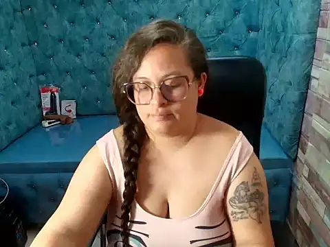 SaraThonson_ Chat XXX in diretta