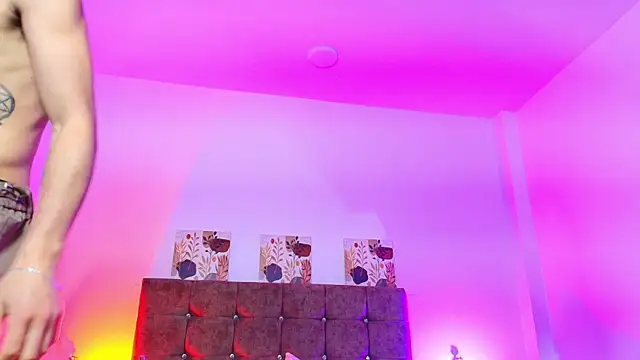 Ethan_Briggs_ Chat XXX live