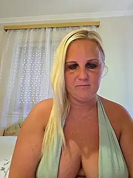 Mayci1984 Chat XXX in diretta