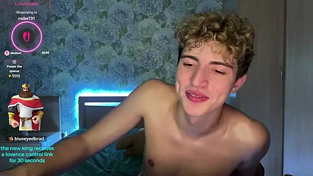 AlfredSweet Chat XXX live