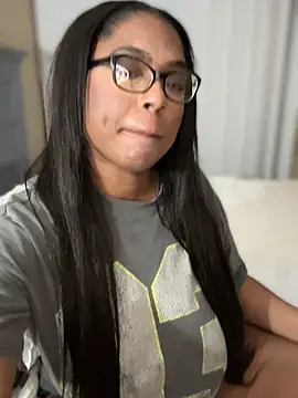 CandyLuxxxx's Live XXX Chat