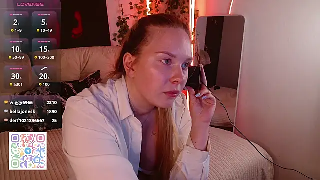 Chat +18 de Corallymb ao vivo
