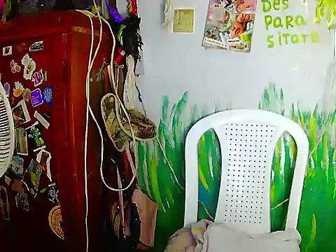 Chat +18 de RAMONA_TIJERAX ao vivo