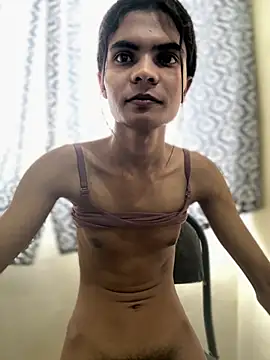 Enna_Zarza_ XXX чат на живо