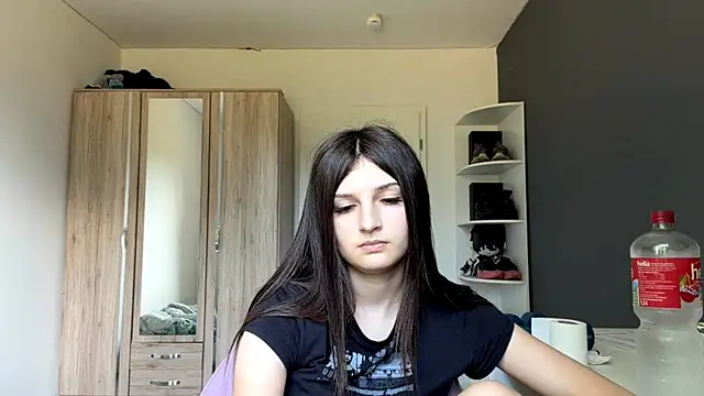 SpanishRooterのライブXXXチャット