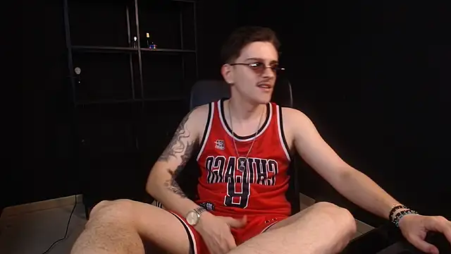 FelixStarkk live XXX chat