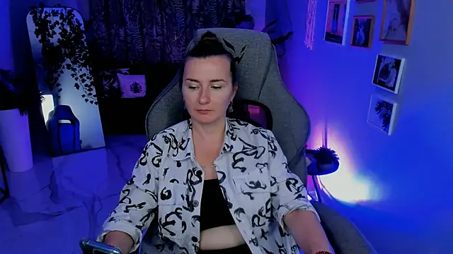 Živý XXX chat Golden_Dragon