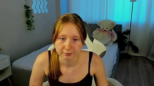 Chat XXX ao vivo de LiliTiny